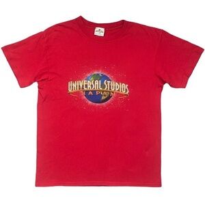 UNIVERSAL STUDIOS JAPAN Red Graphic T Shirt in Large
